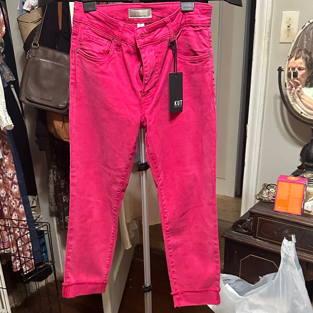 Kut from the Kloth Women's Hot Pink Cropped Jeans